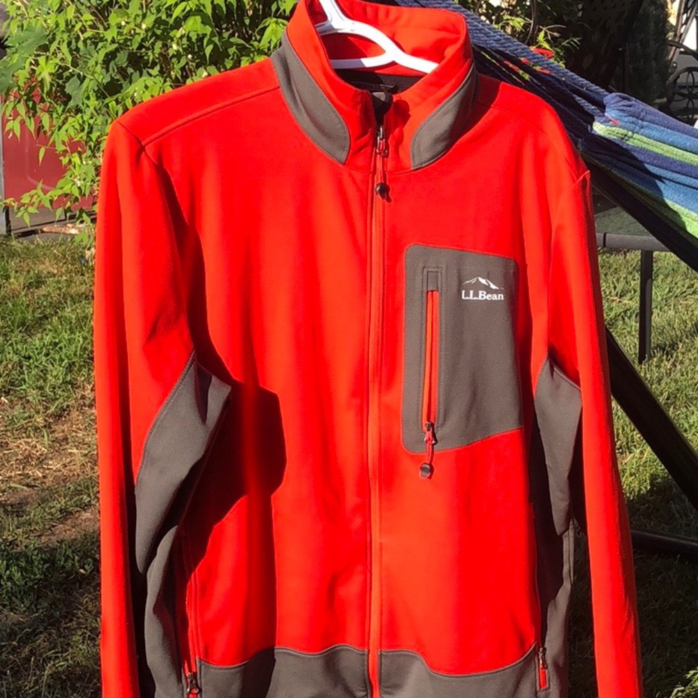 LL BEAN Ascent WINDSTOPPER Soft Shell Jacket Coat Windbreaker Red medium
